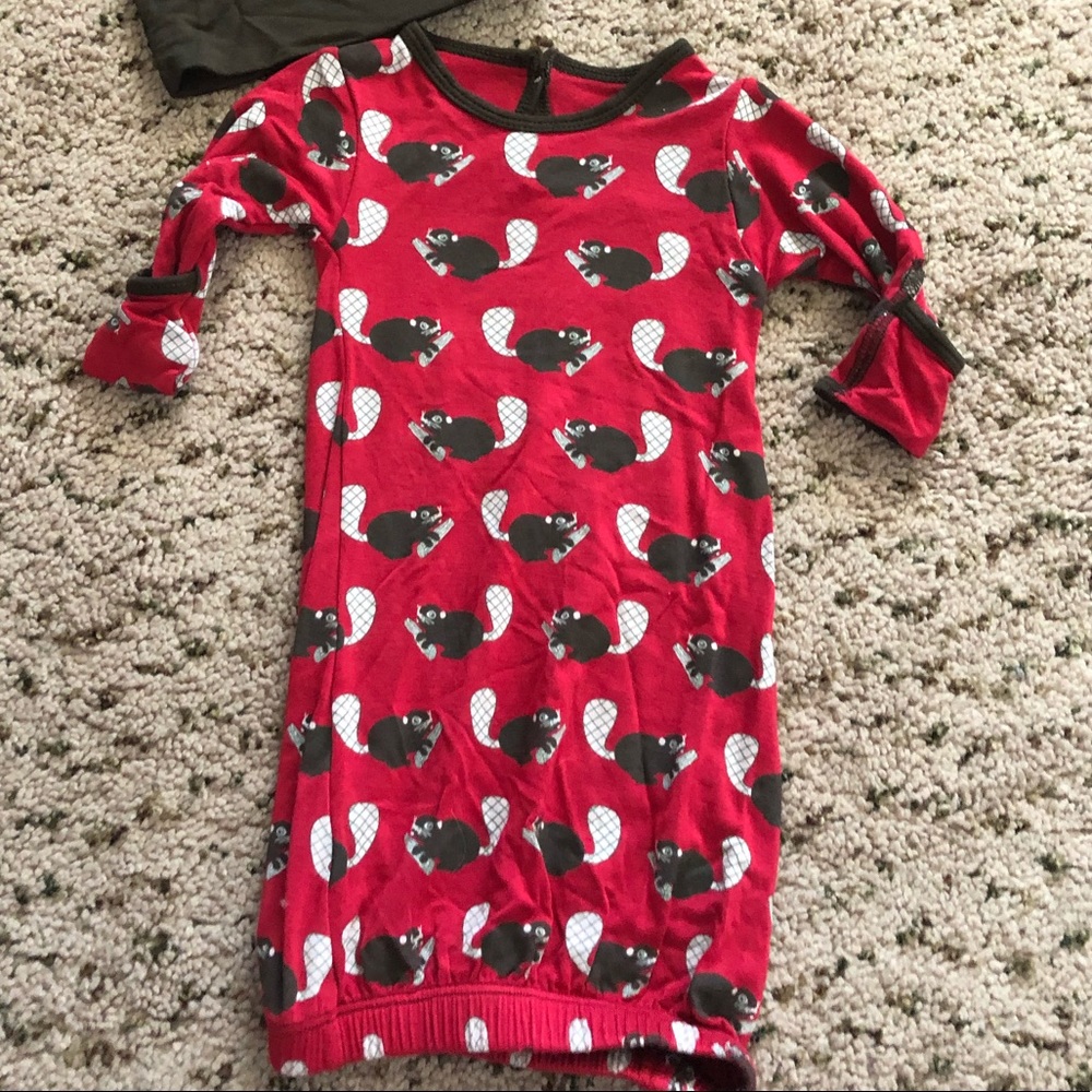 Kickee Pants gown with hat